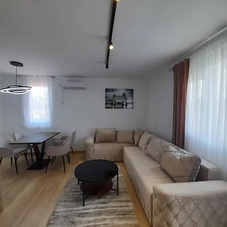 Apartment Petra